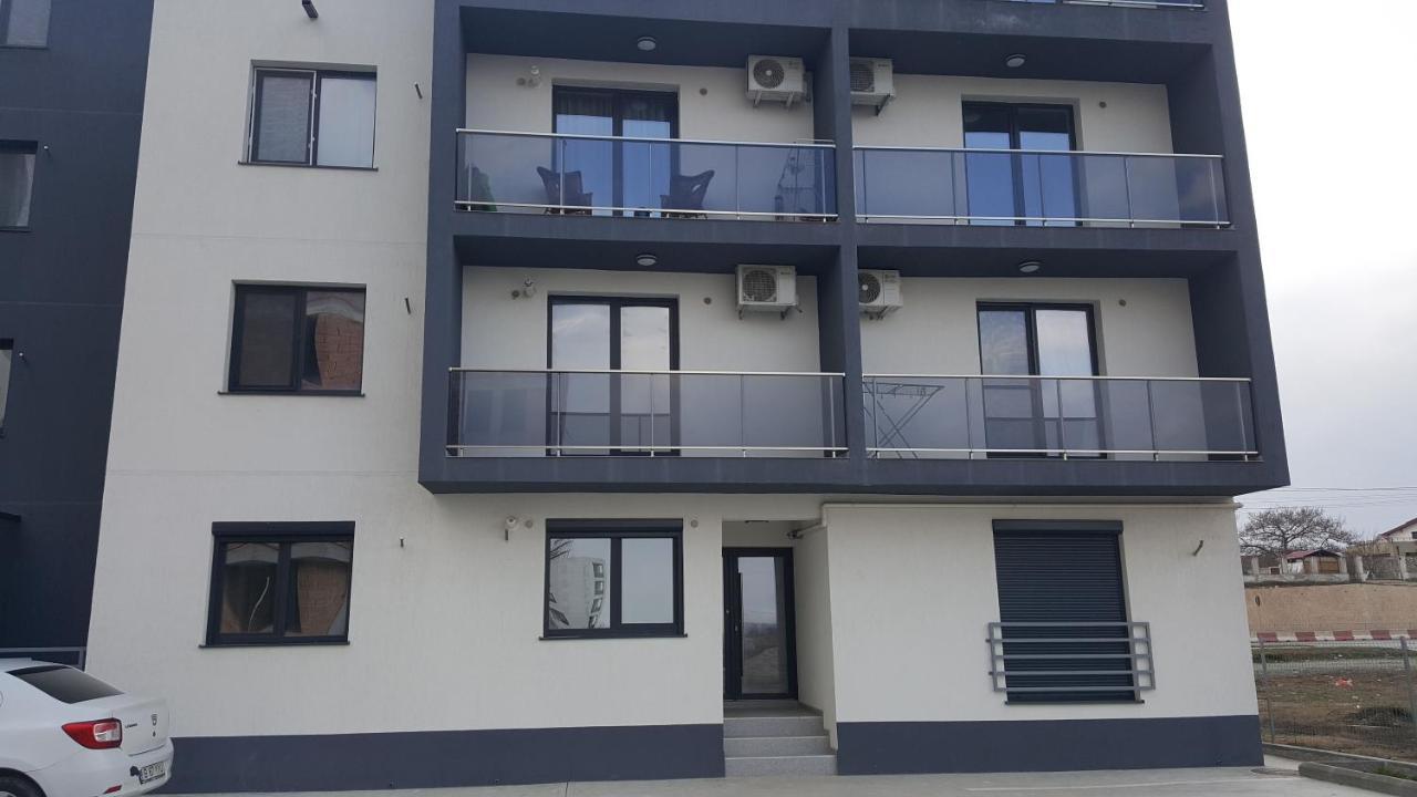 Apartamento Holiday Rezidence Kazeboo Beach Năvodari Exterior foto